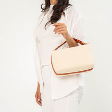 تحميل الصورة في عارض المعرض ، Limited Orange Tether Bag - حقيبة حبل برتقالية محدودة